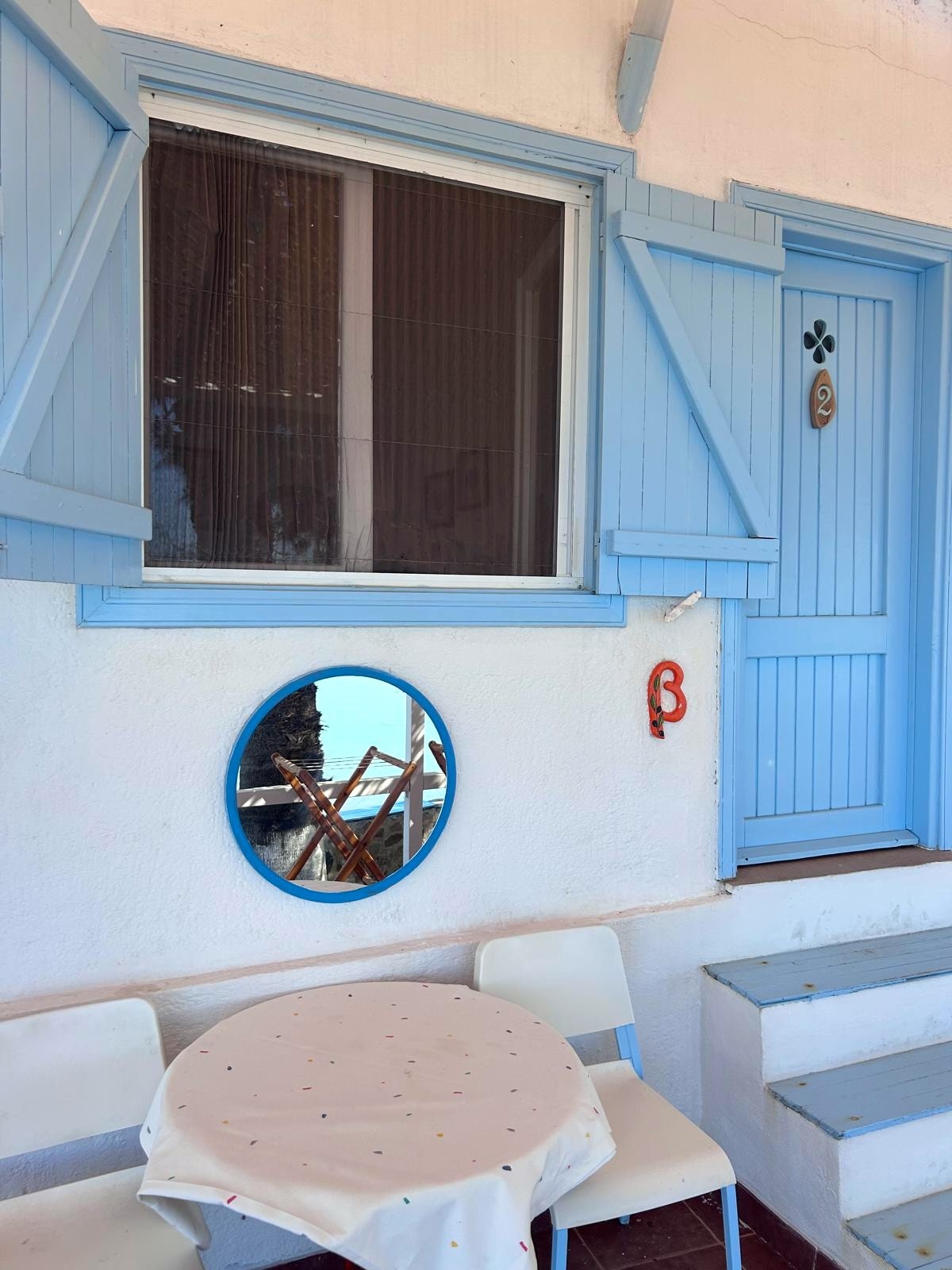 Oda 2 — Çift kişilik — sakin köşe — fotoğraf 2/5